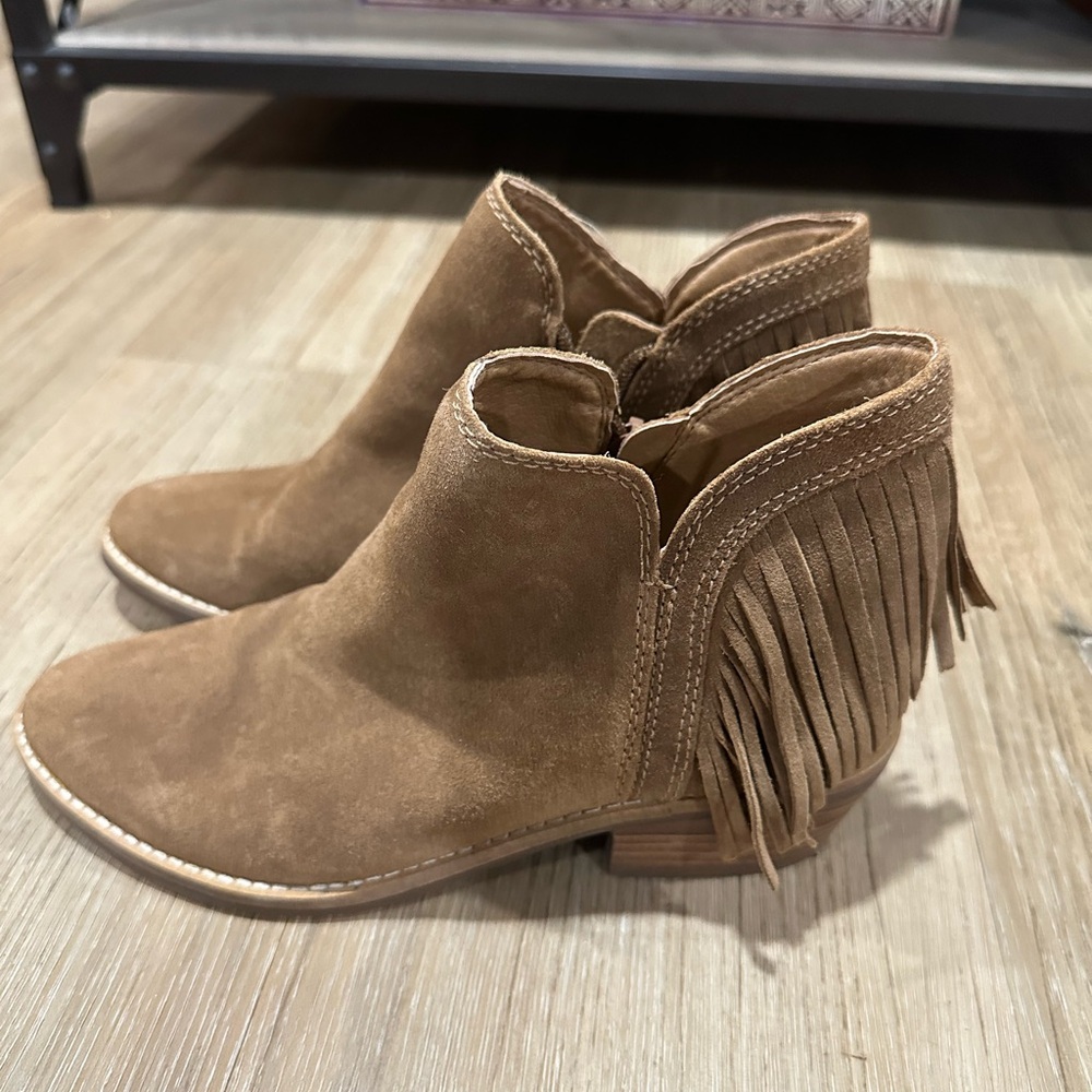 Lucky Brand  Freedah ankle boots good condition sz 6